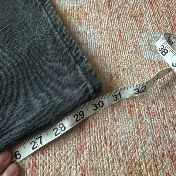 NWT Abercrombie and Fitch Drapey Rigid High Rise Loose Jean black size 34 18R - Picture 6 of 8